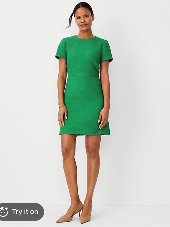 Ann Taylor Dresses & Skirts - Ann Taylor Green Short Sleeve Sheath Mini Dress